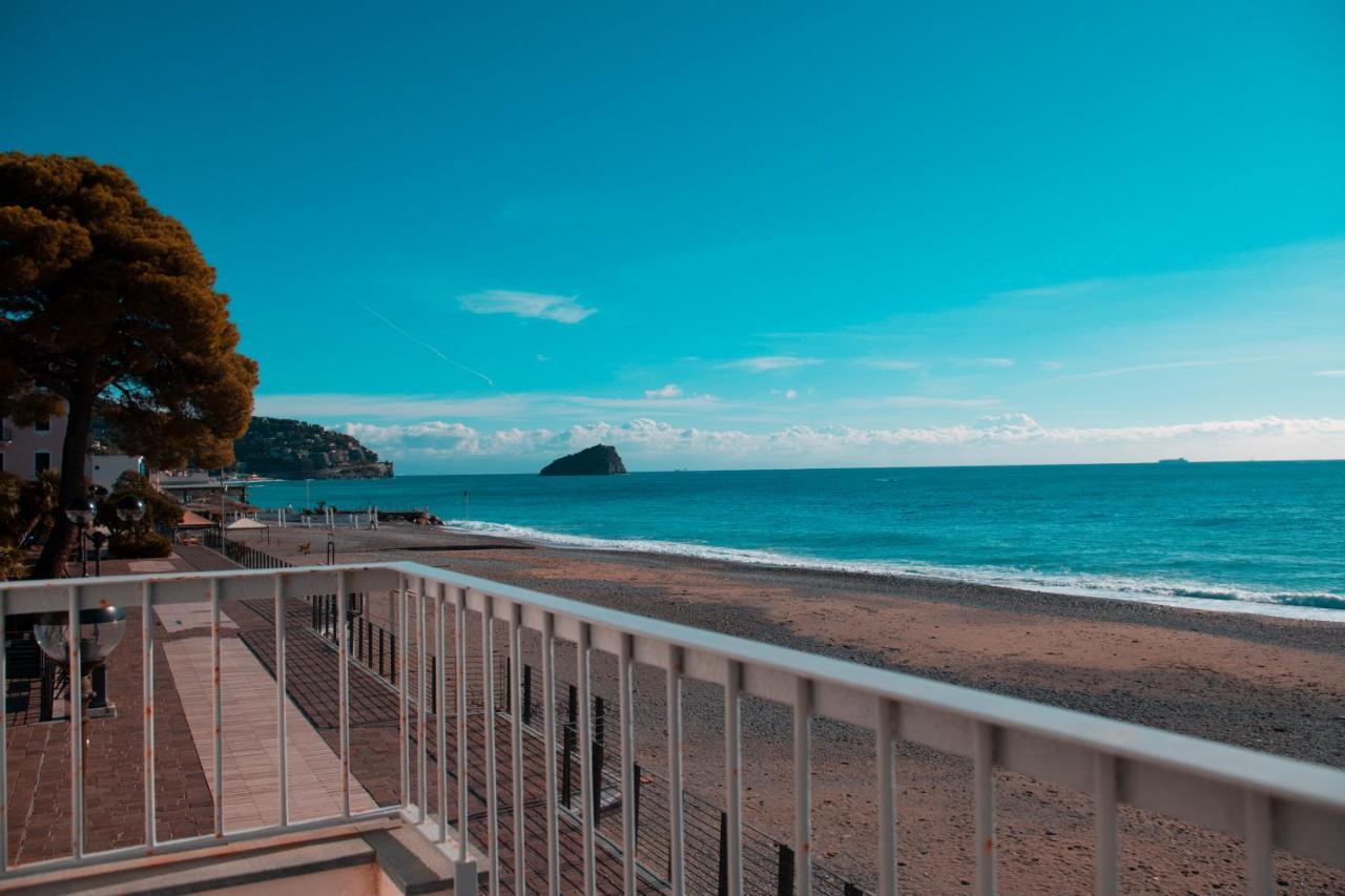 Hotel Ligure Spotorno Ngoại thất bức ảnh