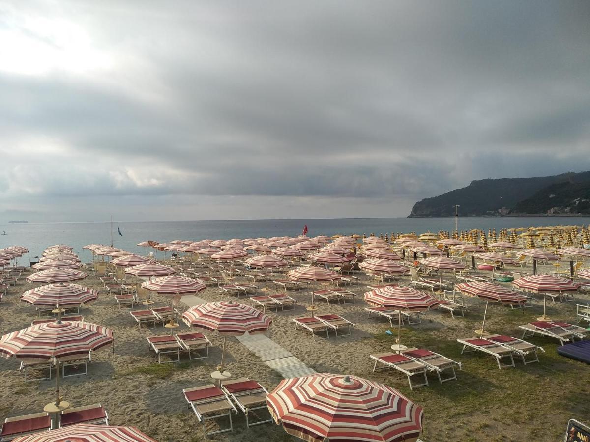 Hotel Ligure Spotorno Ngoại thất bức ảnh