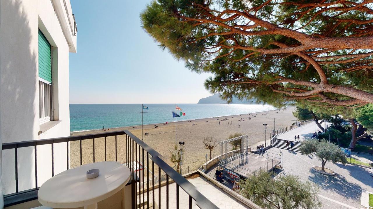Hotel Ligure Spotorno Ngoại thất bức ảnh