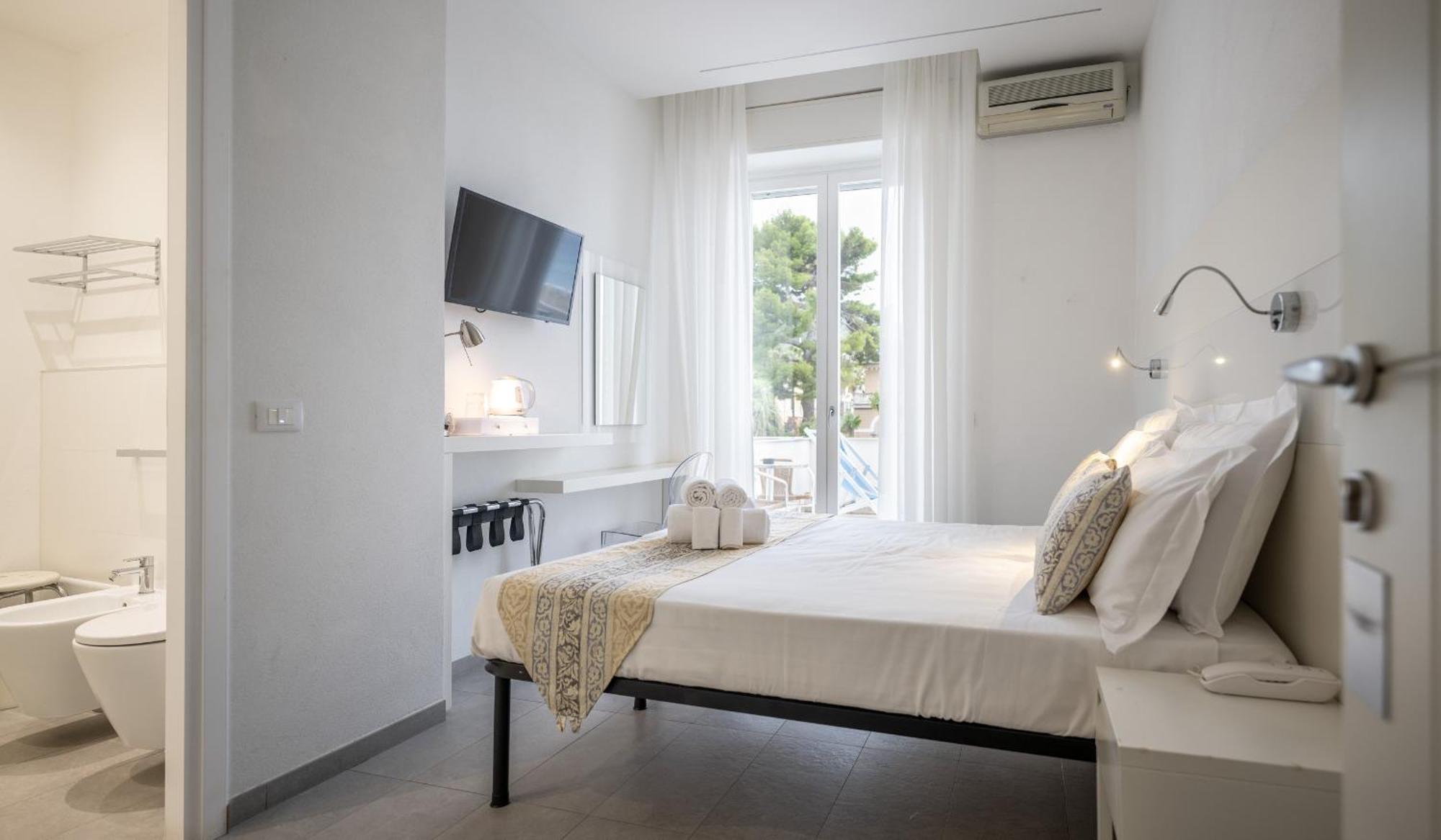Hotel Ligure Spotorno Ngoại thất bức ảnh