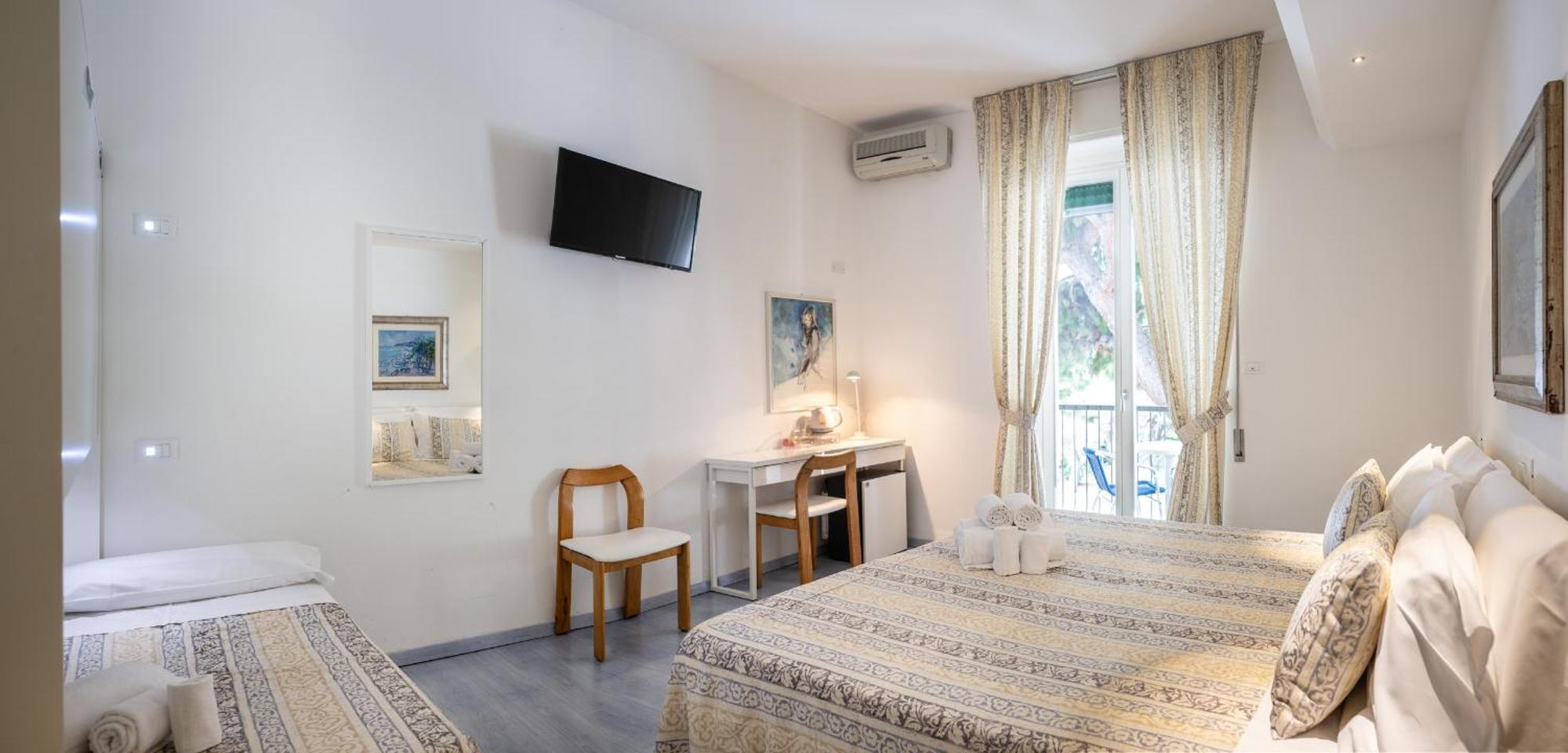 Hotel Ligure Spotorno Ngoại thất bức ảnh