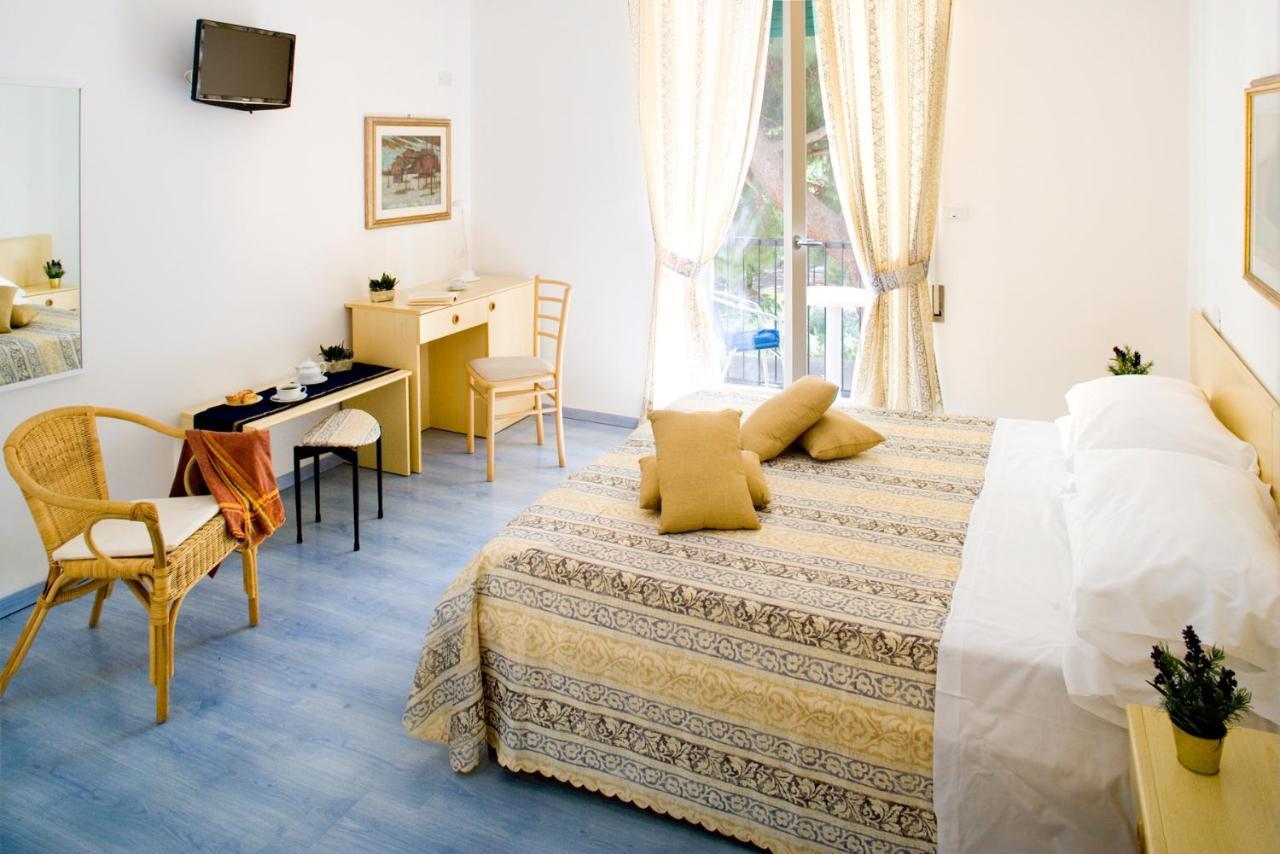 Hotel Ligure Spotorno Ngoại thất bức ảnh